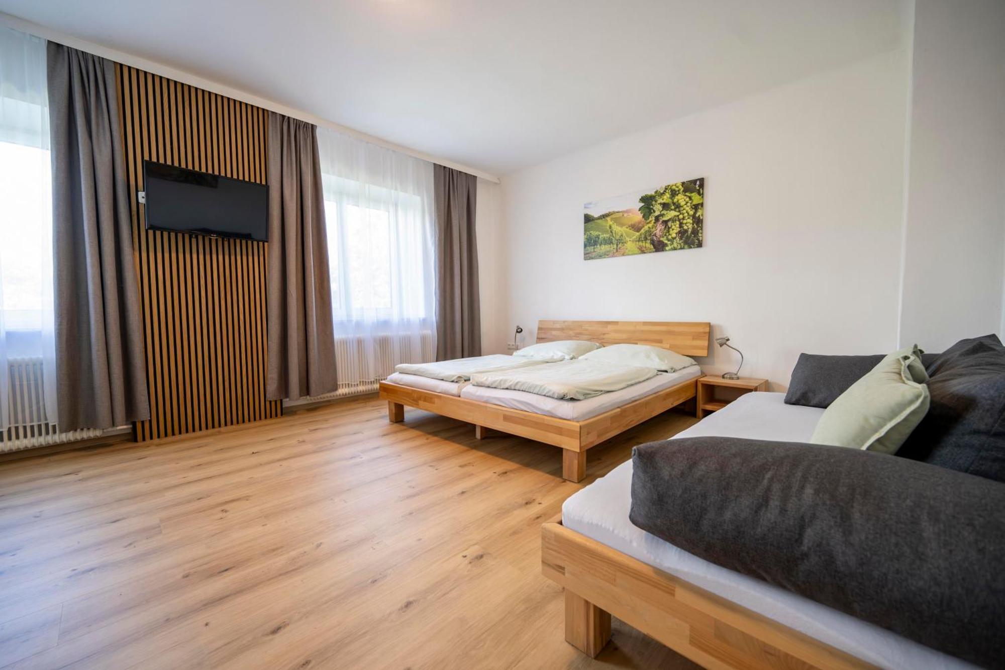 Erlebnishof Koenig-Kober Villa Poellau Ngoại thất bức ảnh